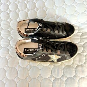 Golden Goose Super-Star
Black Leopard Gold black (Women's)